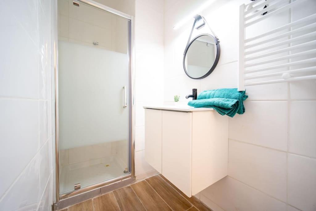 Fully Equiped Wifi Apartment Sleeps 6 Marsiglia Esterno foto